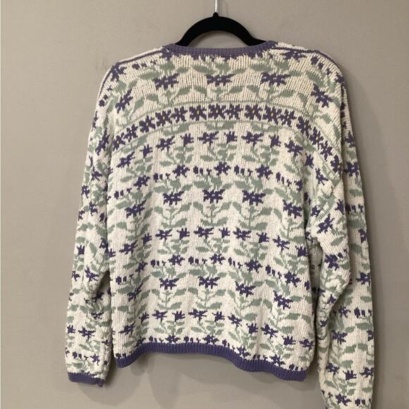 Vintage 90’s Sweater w Watering Can Buttons! In Excellent Preloved Condition. - Picture 2 of 3